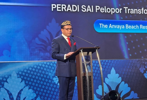 Warisan Mewah Juniver Girsang 10 Tahun Pimpin PERADI SAI