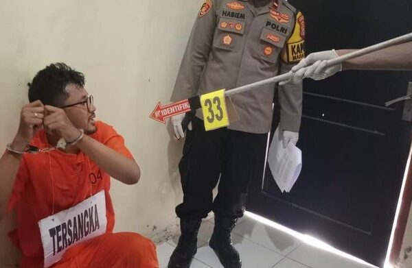 Usai Bunuh Pegawai BPS, Pelaku Gelar Pesta Nikah dengan Rekan Serumah Korban Usai Bunuh Pegawai BPS, Pelaku Gelar Pesta Nikah dengan Rekan Serumah Korban